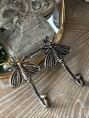 NEW! Set/2 Shabby Chic Vintage Inspired Metal Moth Wall Hooks Distressed Gold